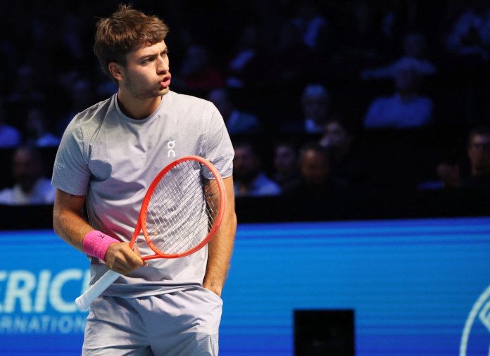 Italia se califică în finala Cupei Davis după triumful impresionant al lui Cobolli: își sfâșie tricoul asemenea lui Djokovic