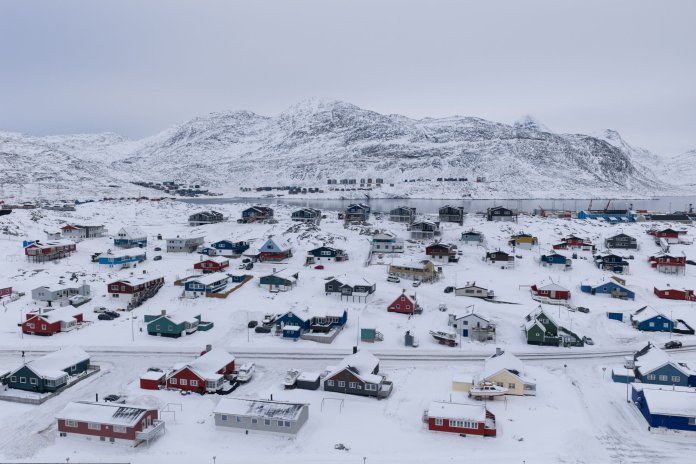 Franța solicită desfășurarea unui exercițiu NATO în Groenlanda