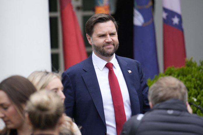 „JD Vance nu disprețuiește”. Europa, în stare de alertă după participarea vicepreședintelui SUA în tratativele pentru Groenlanda