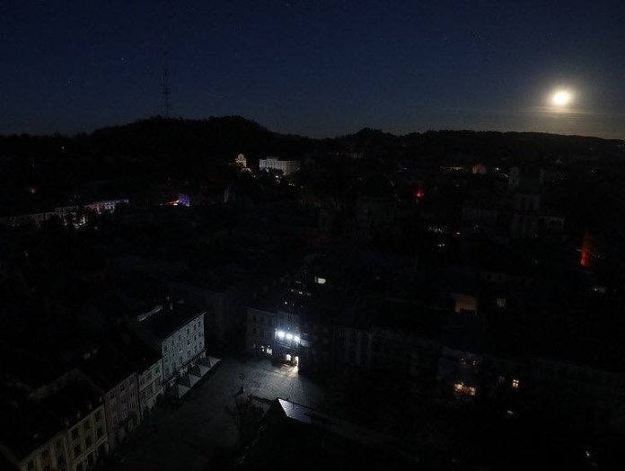 Apărarea aeriană a doborât rachete rusești destinate zonei Lviv din Ucraina