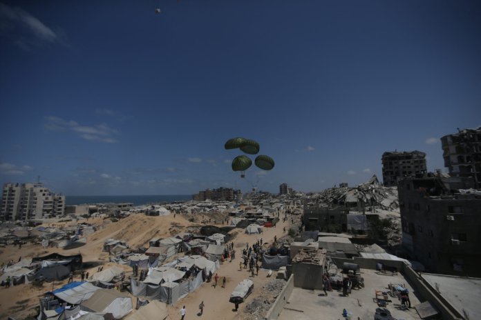 Forțele israeliene au neutralizat patru combatanți în Gaza; un agricultor a fost omorât.