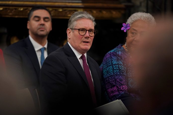 Marea Britanie: Starmer refuză să demisioneze în urma scandalului Mandelson–Epstein