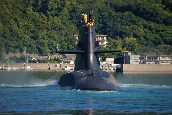 Spionaj în favoarea Iranului: O femeie din România, inculpată pentru accesul într-o bază submarină din Regatul Unit
