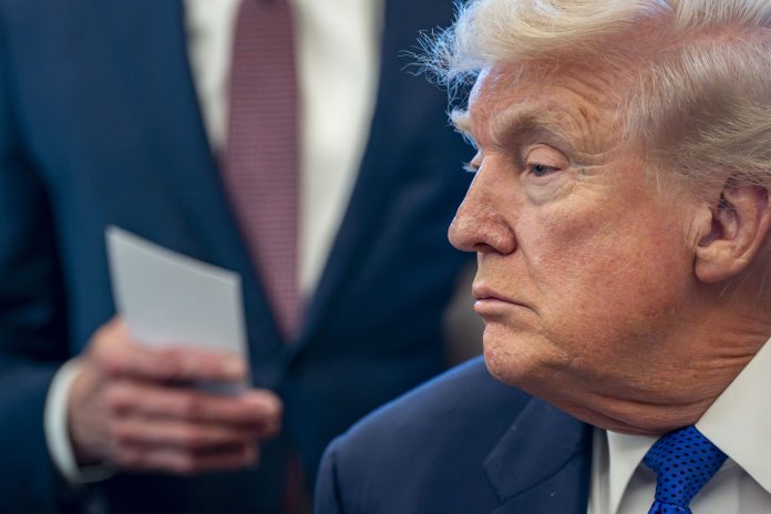 Trump: Operațiunea Statelor Unite împotriva Iranului progresează „mai rapid decât era prevăzut”