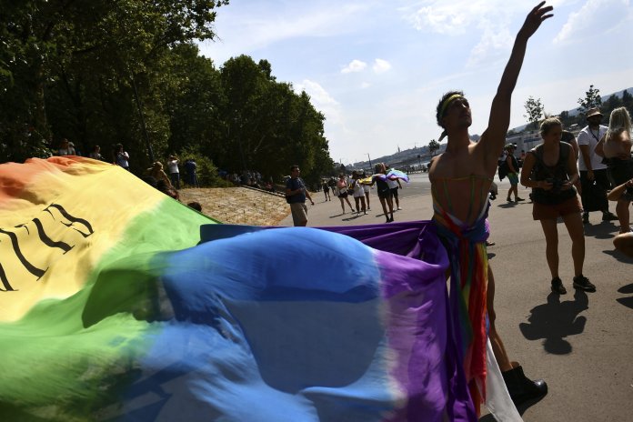 Curtea de Justiție a Uniunii Europene apreciază că legislația anti-LGBTQ+ din Ungaria este ilegală.