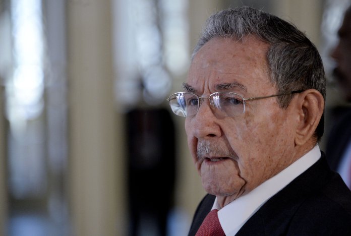 Mii de cubanezi au demonstrat după acuzația adusă lui Raúl Castro