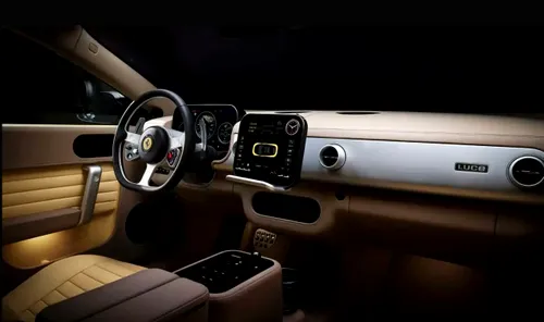 Papa Leon al XIV-lea a testat prima mașină electrică Ferrari din istorie Papa Leon al XIV-lea a testat prima mașină electrică Ferrari din istorie