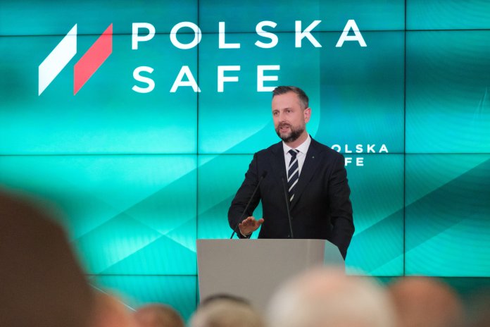 Polonia semnează acorduri de apărare în sumă de 18,4 miliarde de euro. O nouă performanță pentru forțele armate poloneze.