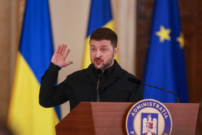 Se împlinesc 7 ani de când Zelenski a devenit președinte. Parcursul său de la comedian la conducător mondial