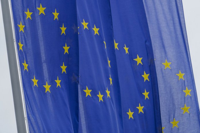 Ungaria îndepărtează steagul UE de pe Parlament după 12 ani. Hotărârea simbolică comunicată la Budapesta.