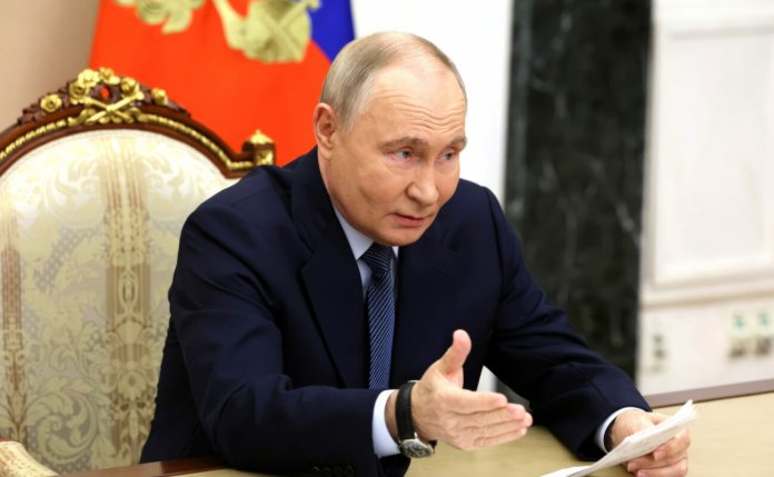 Dronelile ucrainene cauzează dificultăți pentru Putin. Kremlinul declară întărirea apărării antiaeriene.