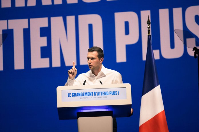 Sondajele pentru alegerile prezidențiale din Franța 2027: Jordan Bardella reușește un nou record, în timp ce Édouard Philippe îl depășește pe Gabriel Attal.