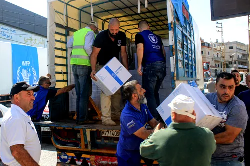 SUA pune la dispoziție aproape 700 de milioane de euro pentru asistență alimentară, însă ONU trage un semnal de alarmă: foametea se agravează la scară mondială. SUA pune la dispoziție aproape 700 de milioane de euro pentru asistență alimentară, însă ONU trage un semnal de alarmă: foametea se agravează la scară mondială.