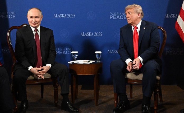Trump și Putin vorbesc despre Ucraina: Comunicarea făcută de liderul american către președintele rus
