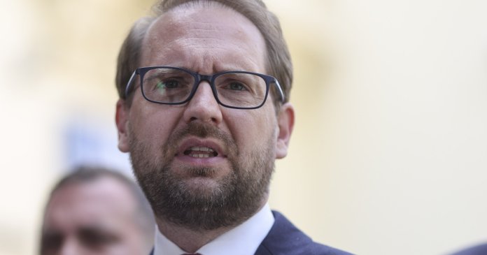 Dominic Fritz: „În 30 de zile mi se va încheia mandatul de primar”. Cine va lua în primire conducerea primăriei...