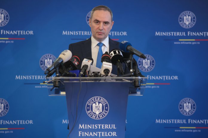 Ministrul de Finanțe evidențiază „aspectul cel mai delicat” din raport, în prima reacție după decizia Fitch.